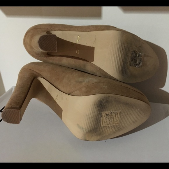 Aldo Nude Suede Platform Pumps - Picture 5 of 6
